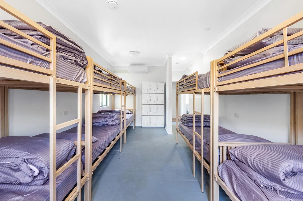 גולד קוסט Surf Inn Boutique Backpackers - Free Breakfast מראה חיצוני תמונה